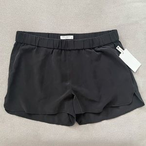 100% Silk Equipment Black Landis Shorts - Size Small
